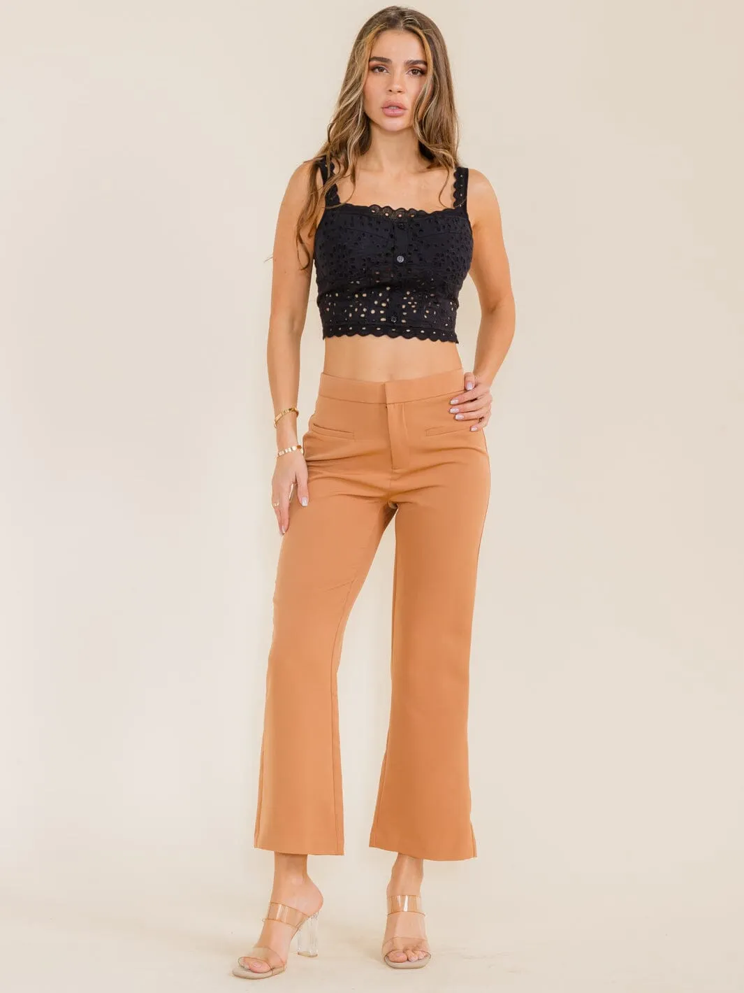 WOMEN'S BUTTON CLOSURE BELL LEG PANTS