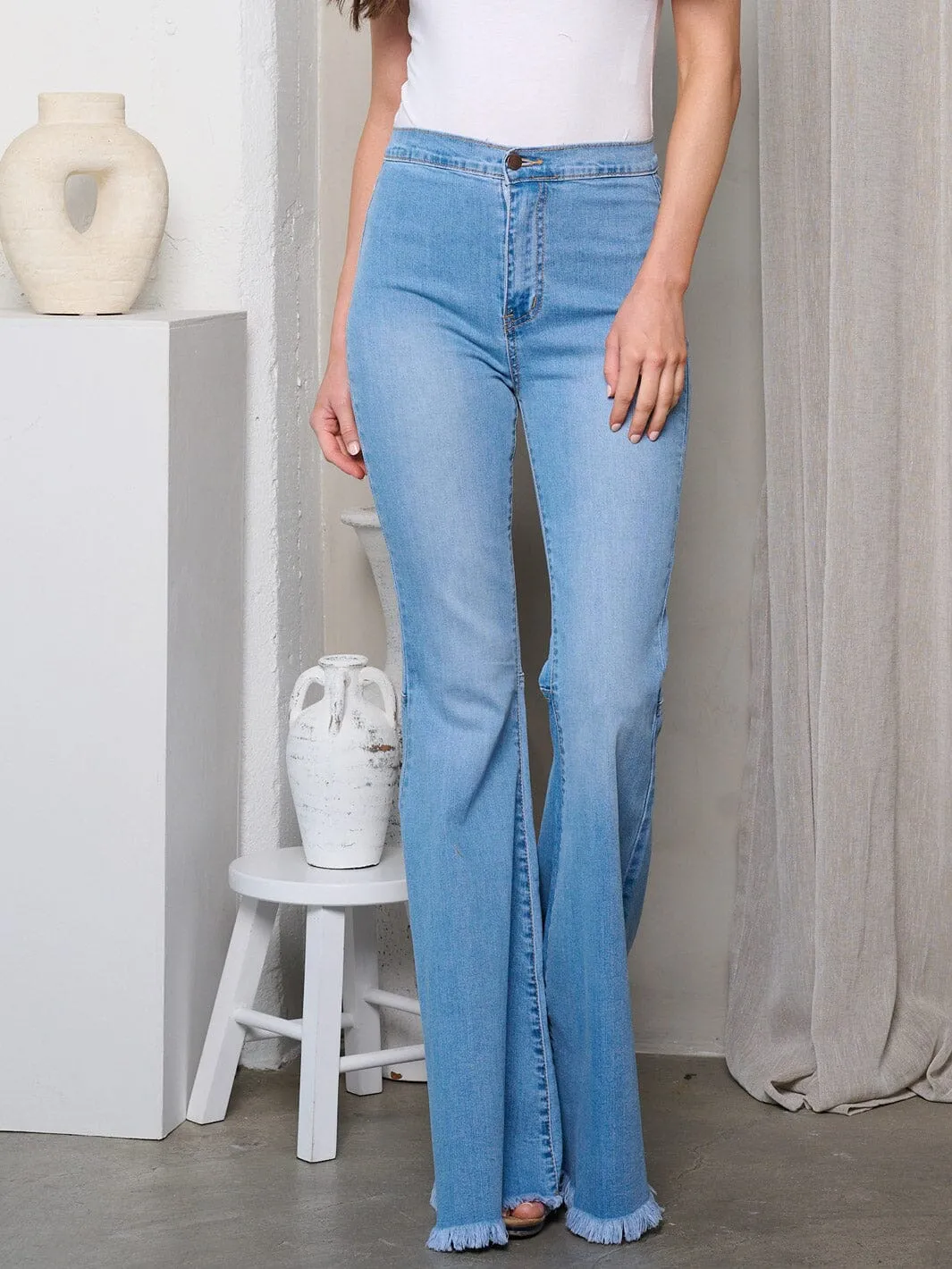 WOMEN'S HIGH RISE WASHED STRETCH BELL BOTTOMS JEANS