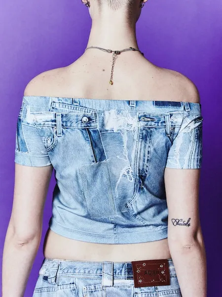 Zelda Off-Shoulder Denim Printed Tee | Denim Blue